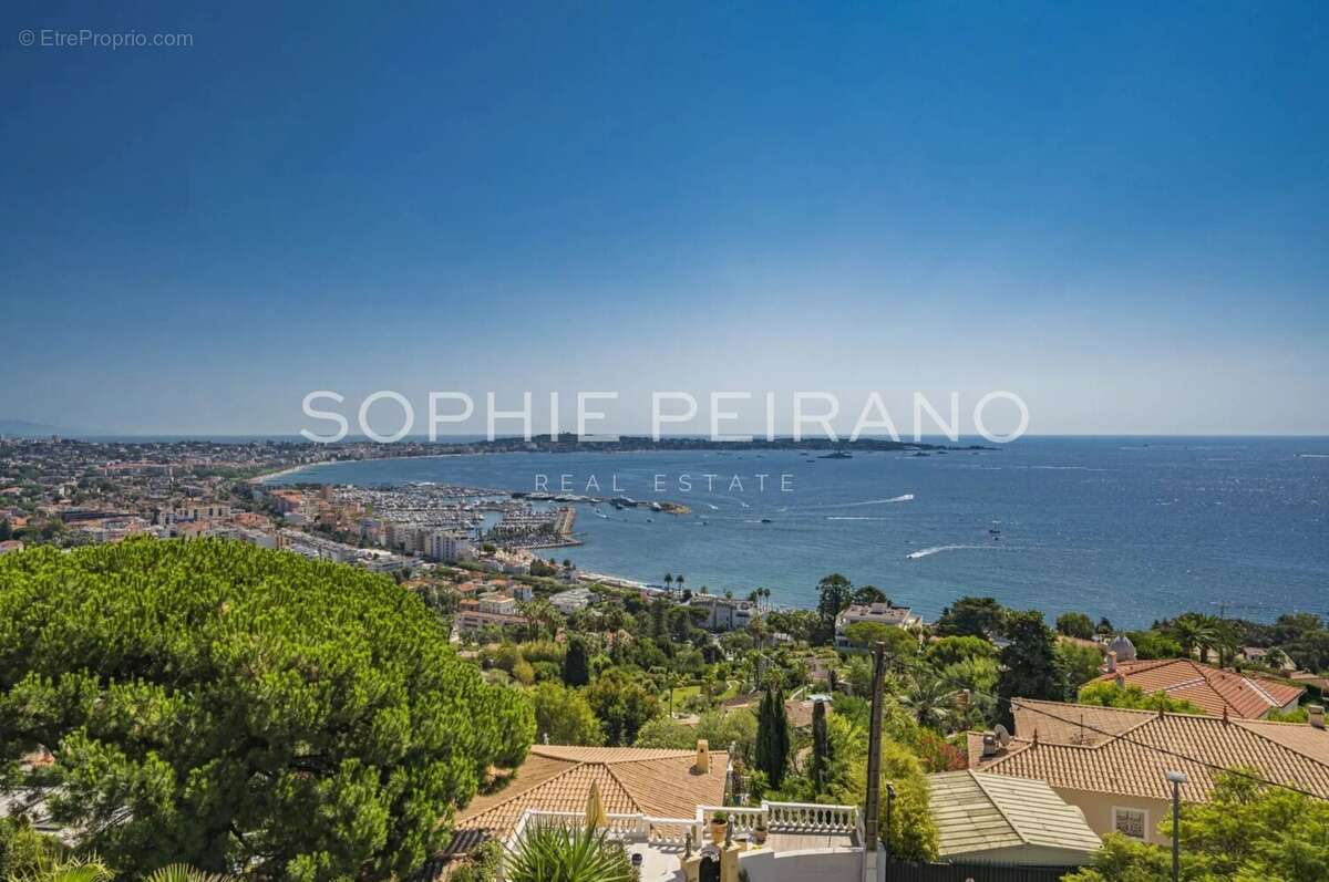 Maison à CANNES