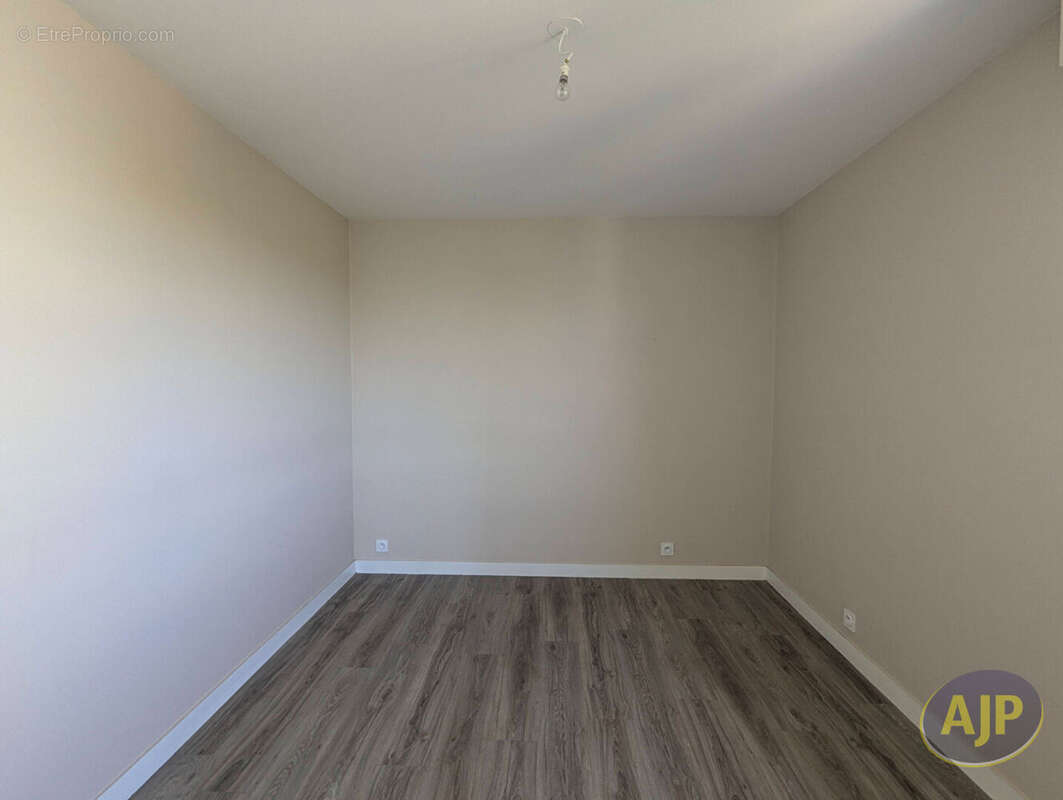 Appartement 4 pièces de 90 m² - rennes bourg l'évêque - photo 14