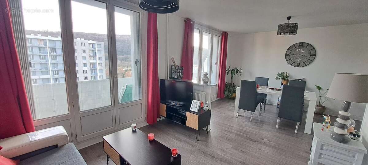 Appartement à ECHIROLLES