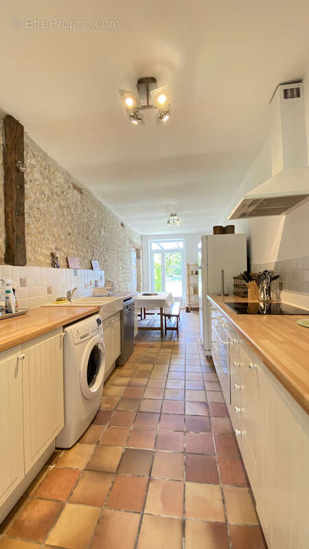 Maison à MORTAGNE-SUR-GIRONDE