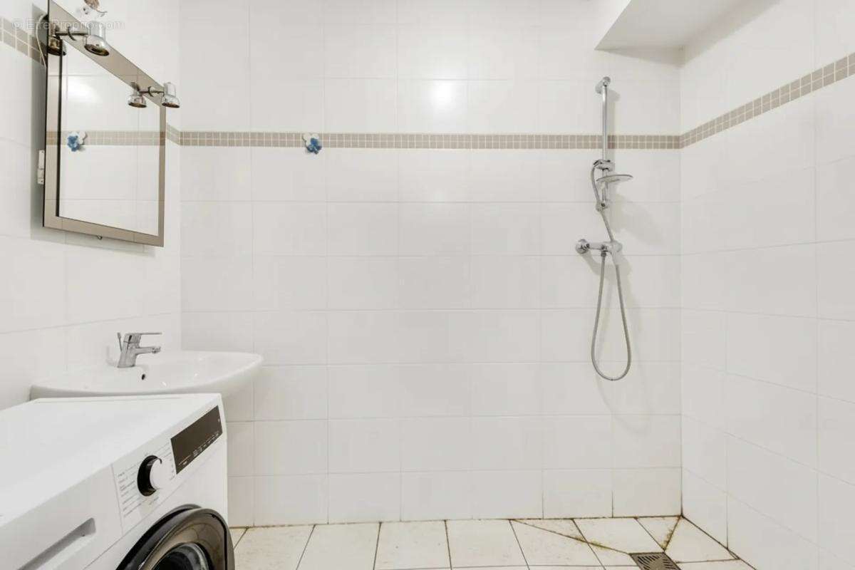 Appartement à LA COURNEUVE