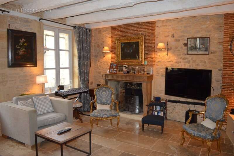 Maison de village en pierre - avec piscine - une annexe- au Bugue(24) - photo 24
