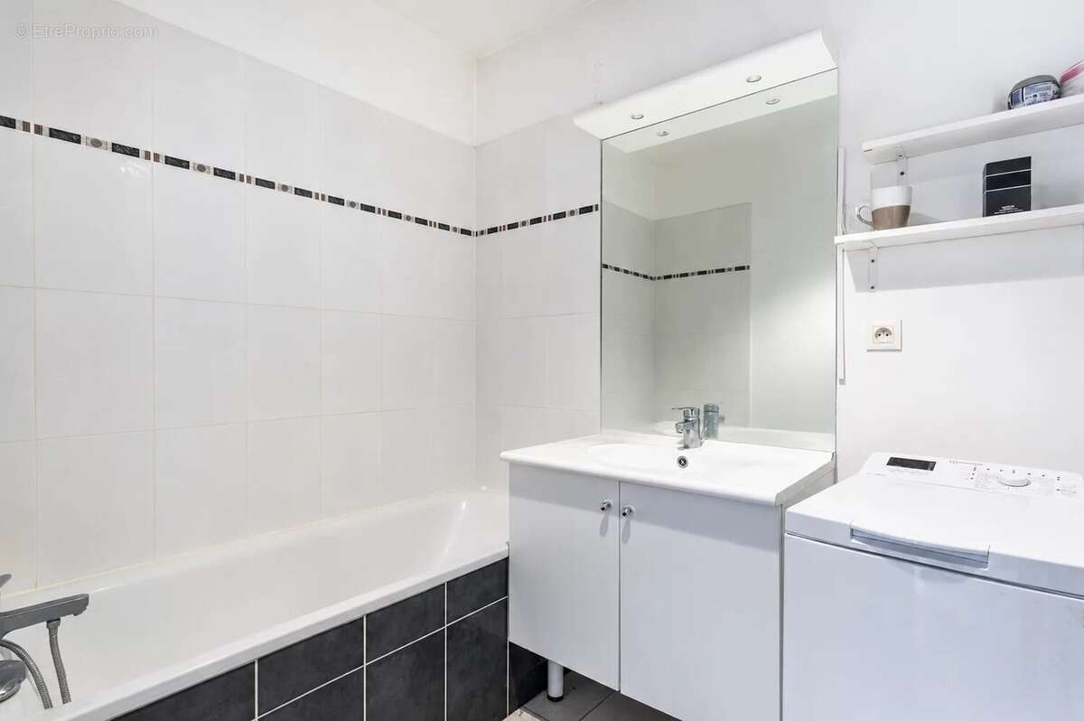 Appartement à ANSE