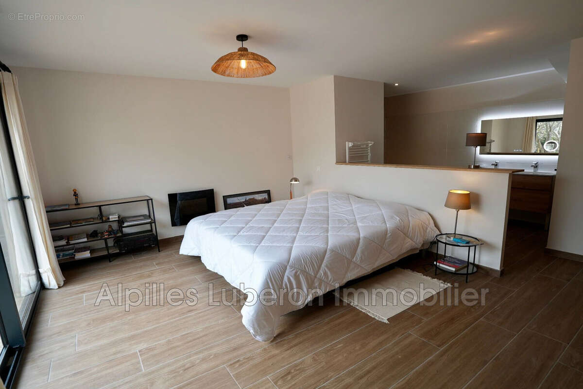 Maison à SAINT-REMY-DE-PROVENCE