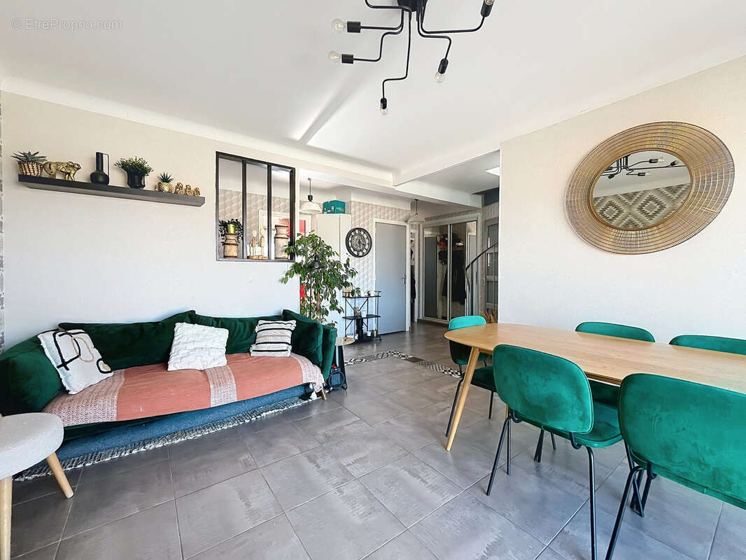 Appartement à FREJUS