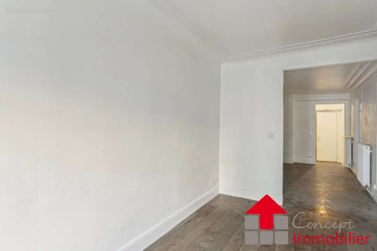 Appartement à PARIS-3E