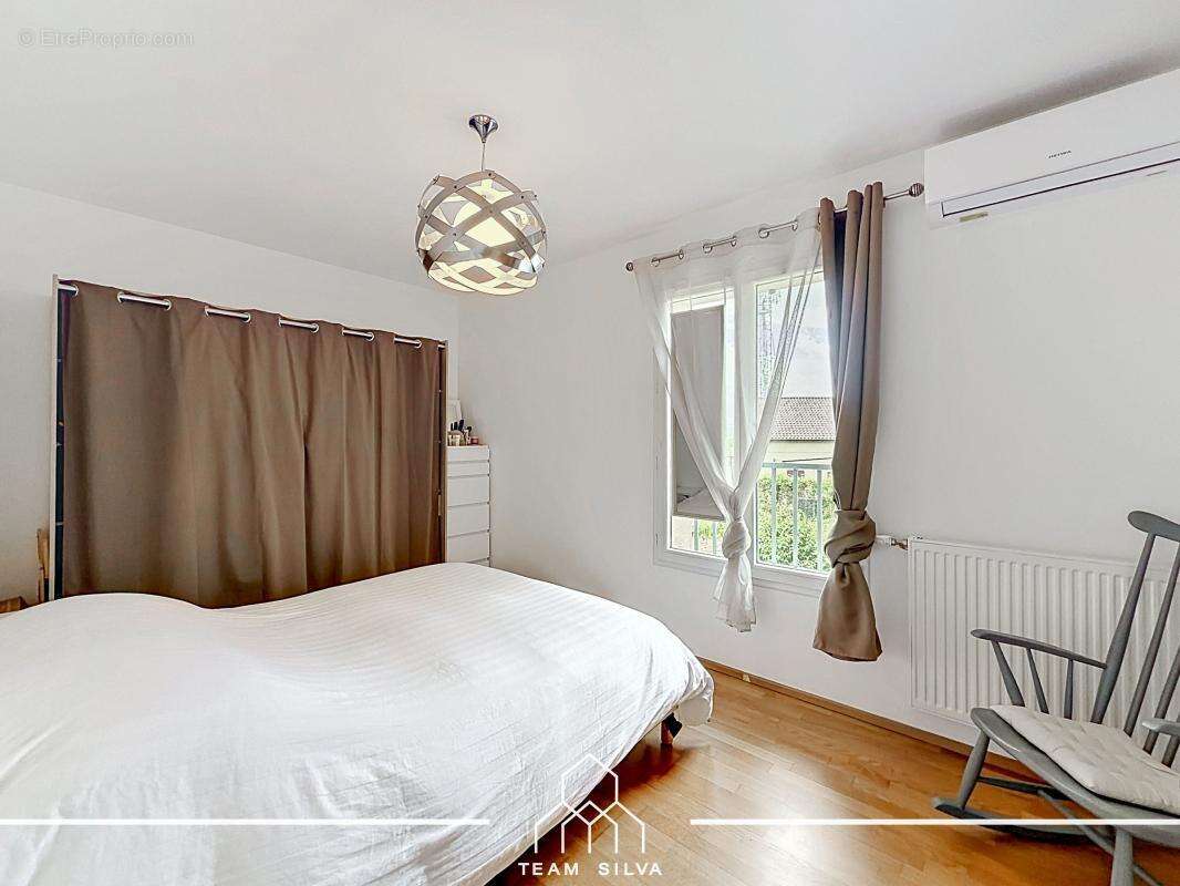 Maison 90 m² à Ternay  - photo 11