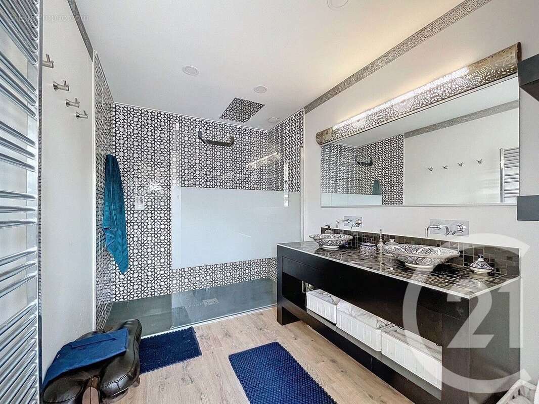 Maison à SAINT-MARTIN-LA-PLAINE