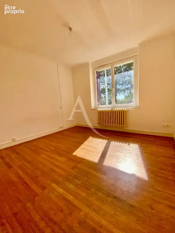 Maison  97m2 -  5 pièces -La Chevroliere - terrain clos environ 470 m2 - photo 5