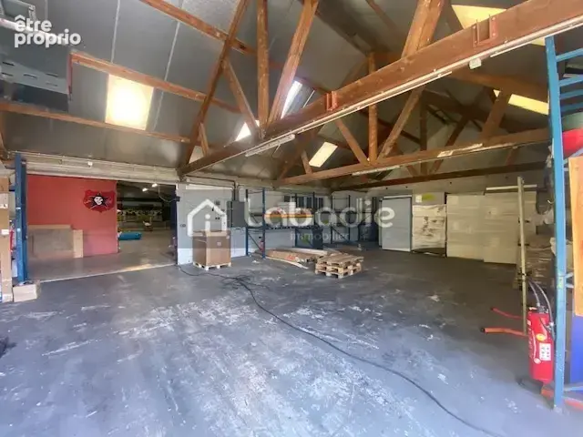 Plus de 1000m2 de surface couverte ! - photo 3