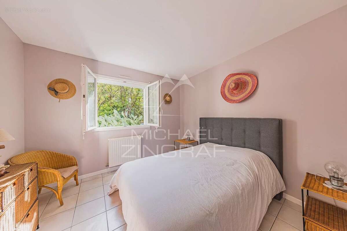 Maison à LE BOUSCAT