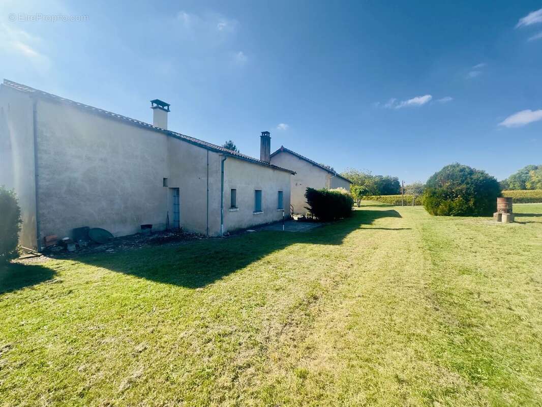 Maison à MONBAZILLAC