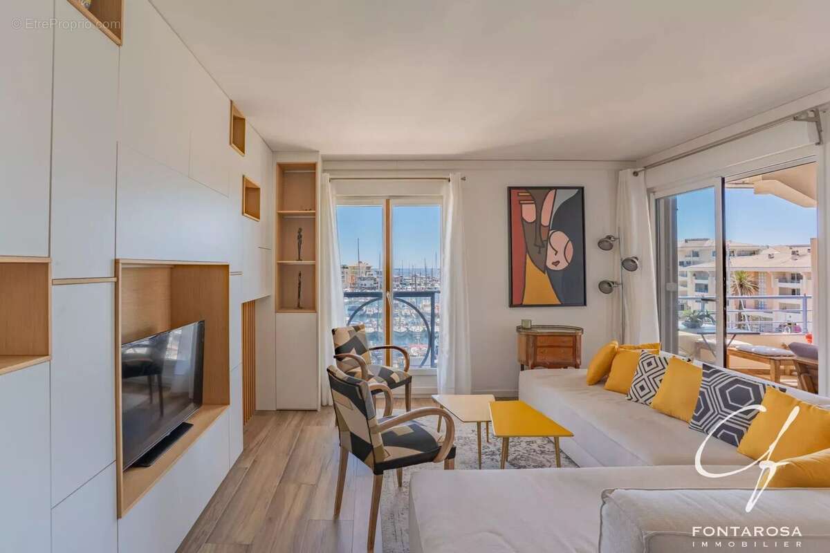 Appartement à FREJUS