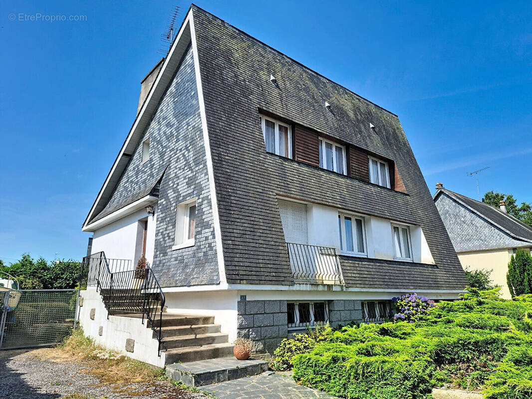 Maison à PLOERMEL