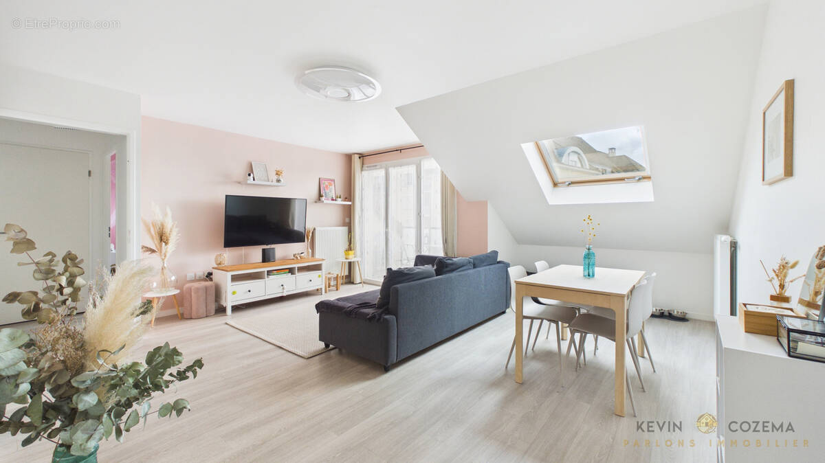 Appartement à CORBEIL-ESSONNES
