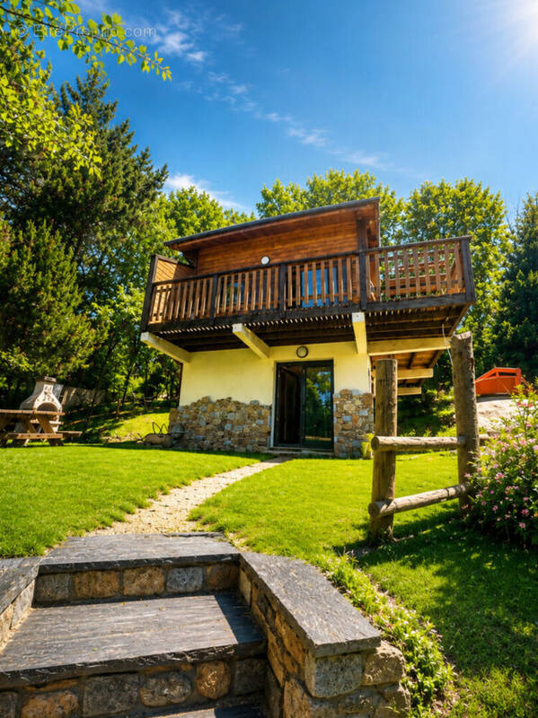 Maison à EYNE