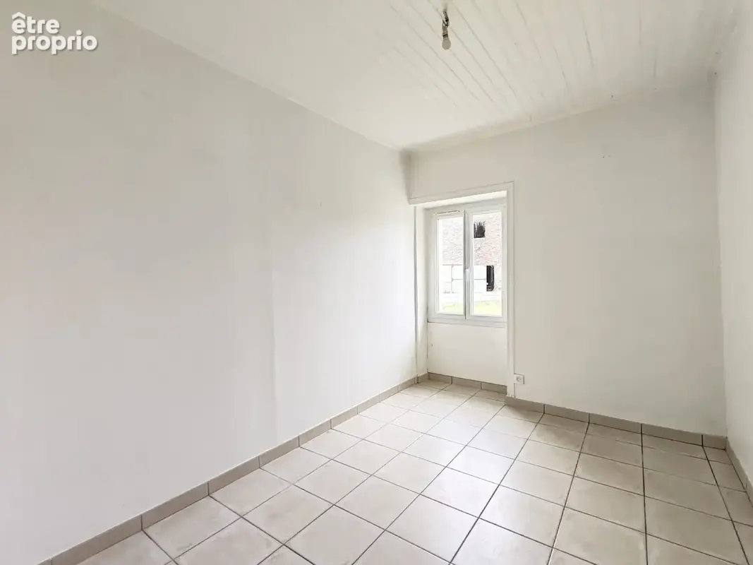 Maison 6 pièces 125 m² à vendre à Saint-Hilaire-De-Chaleons (44680) - photo 7