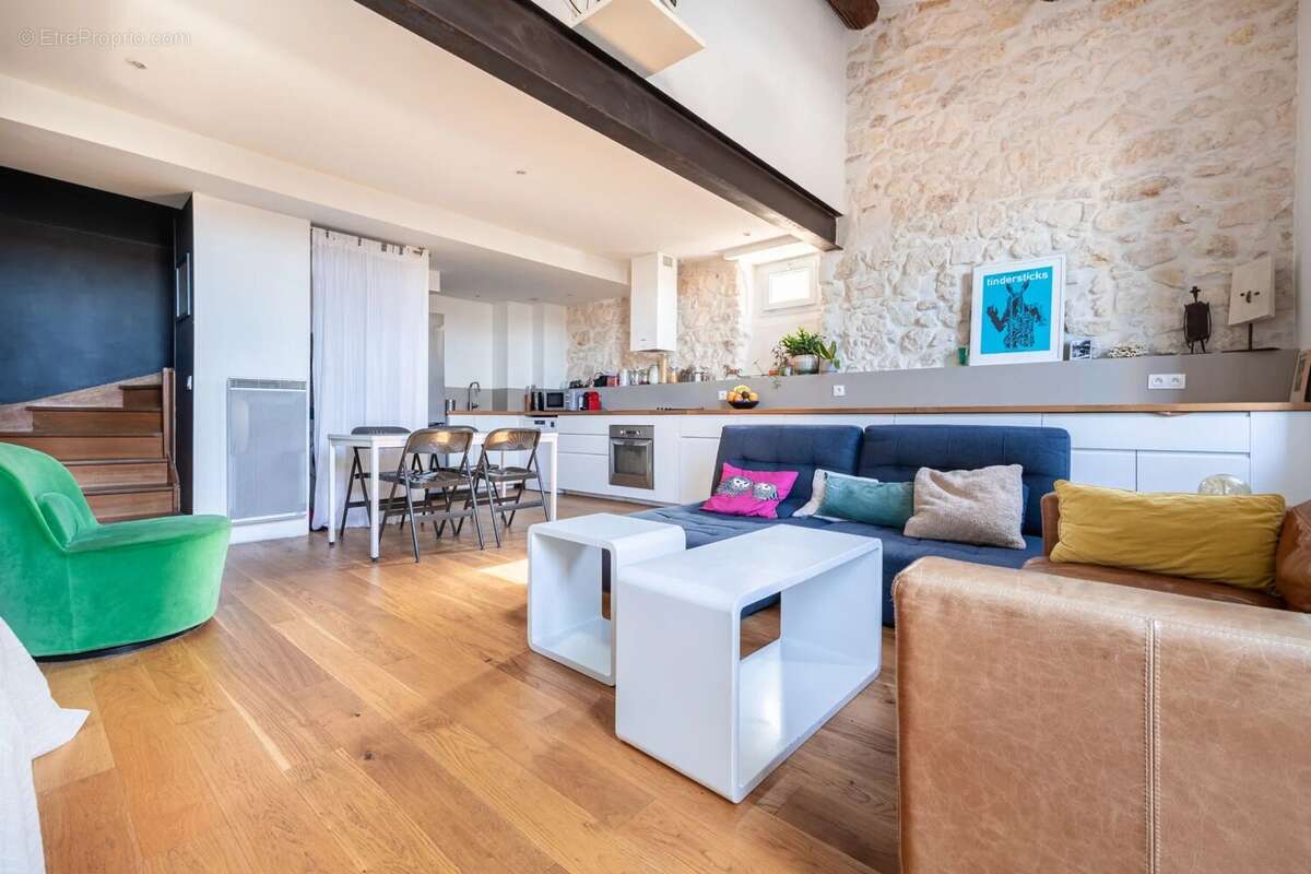 Appartement à MARSEILLE-6E