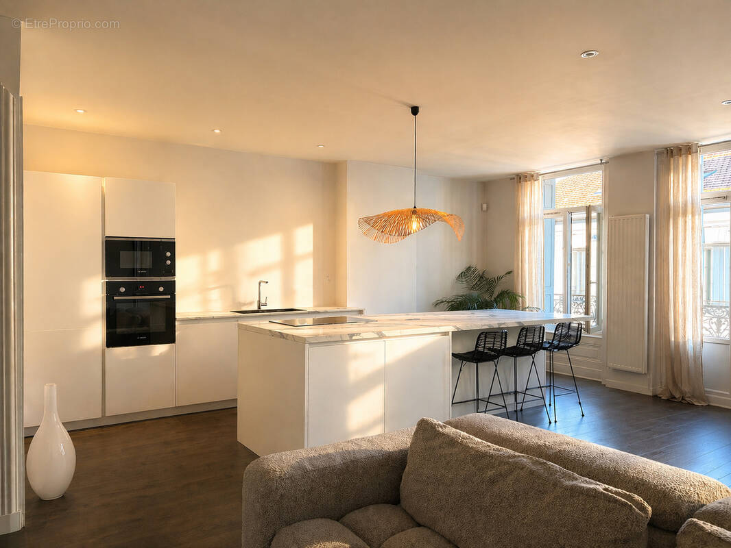 Appartement à SAINT-ETIENNE