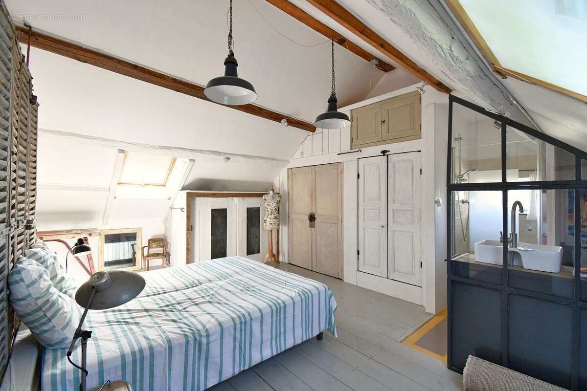 Maison 63 m² à Menessaire  - photo 3