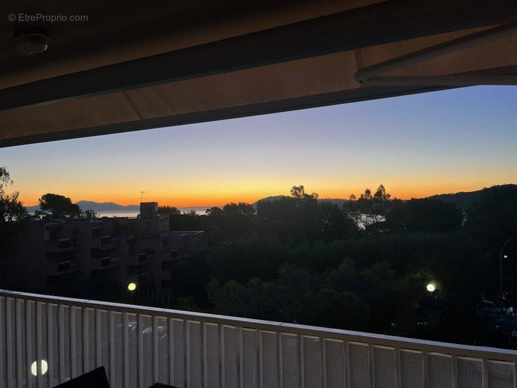 Appartement 85 m² à La Seyne-Sur-Mer  - photo 2