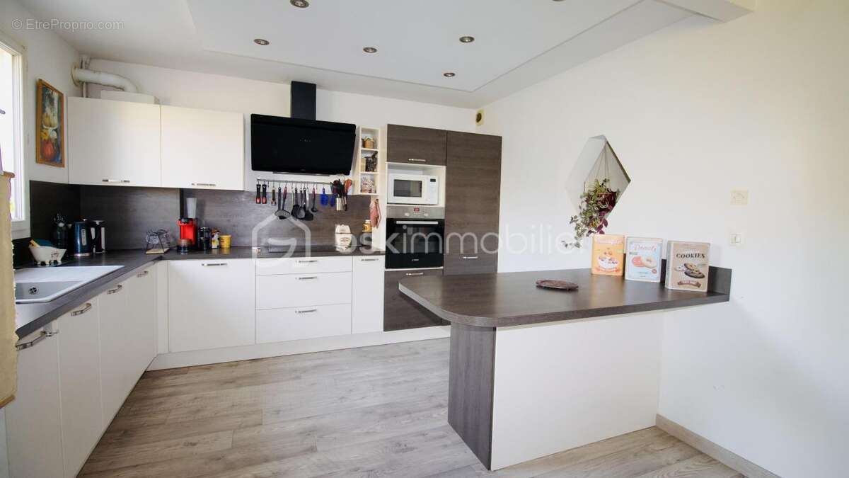 Maison à BALLAINVILLIERS