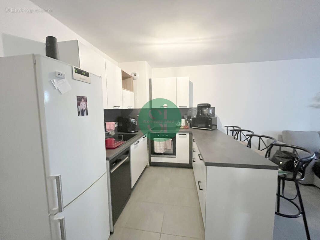Appartement à SIX-FOURS-LES-PLAGES