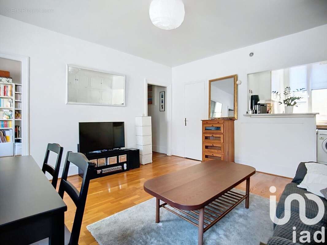 Photo 2 - Appartement à SEVRES