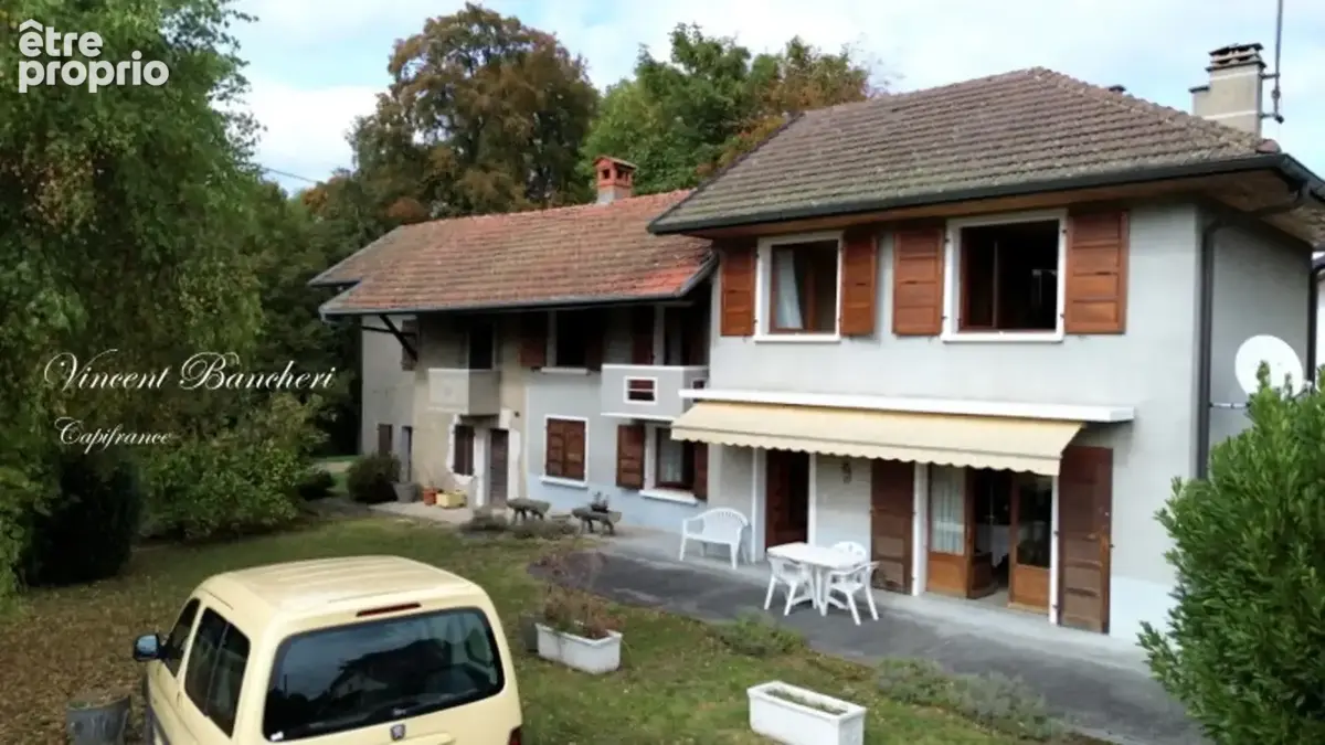 PERS-JUSSY, Maison des années 60 avec beau potentiel dans un environnement calme et champêtre - photo 10