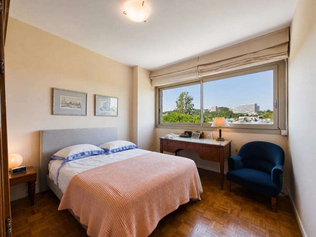 T5 150 m² - Dernier étage - Saint-Giniez / Prado - Marseille 8e - photo 6