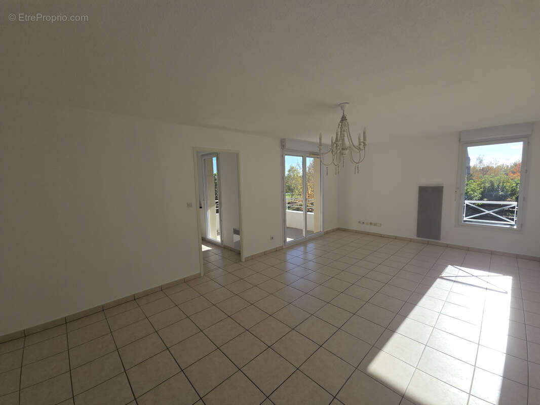 Appartement à GAGNAC-SUR-GARONNE