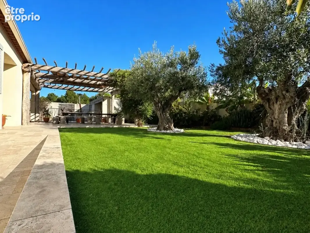 Fleury d'Aude Villa d'exception de type V de plain pied avec garage en sous-sol, SH 224 m2  avec vue dominante - photo 11