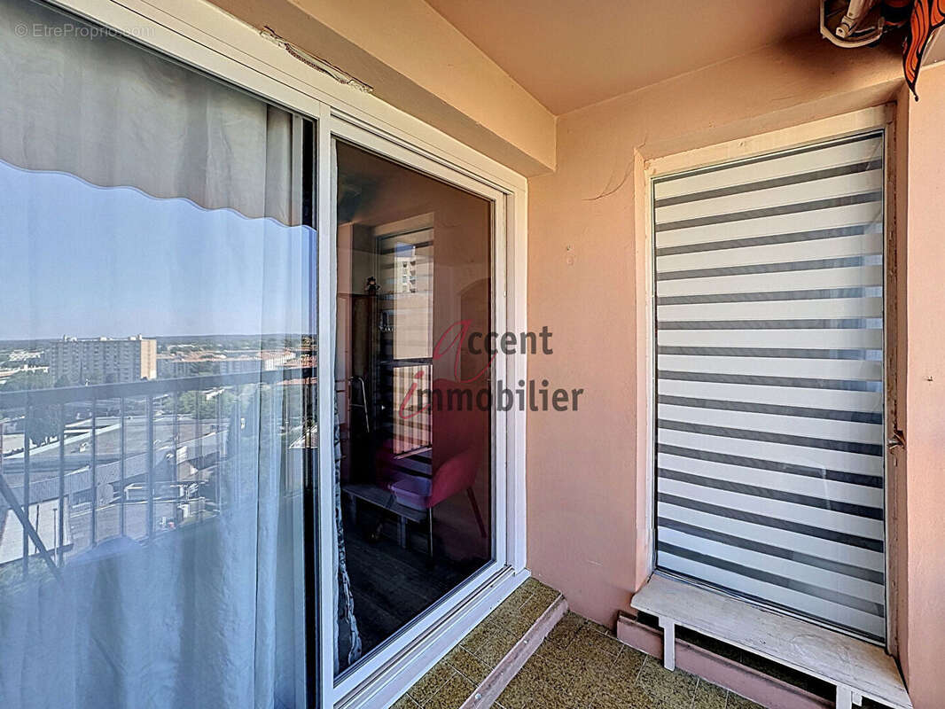 Appartement à SALON-DE-PROVENCE