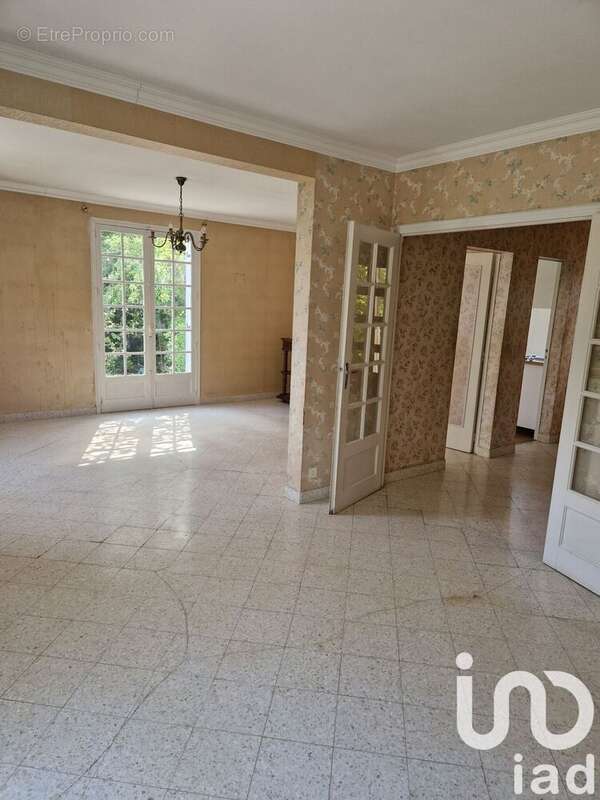 Photo 4 - Maison à FONTAINE-ETOUPEFOUR