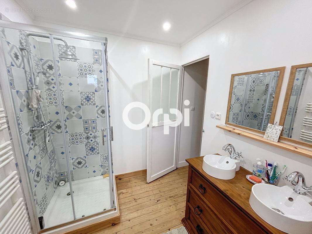 Maison à GAILLON-SUR-MONTCIENT