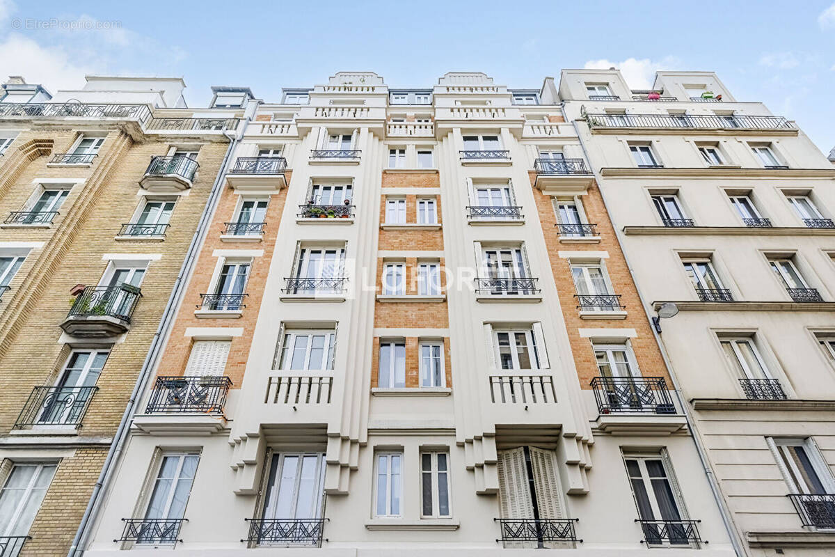 Appartement à PARIS-15E