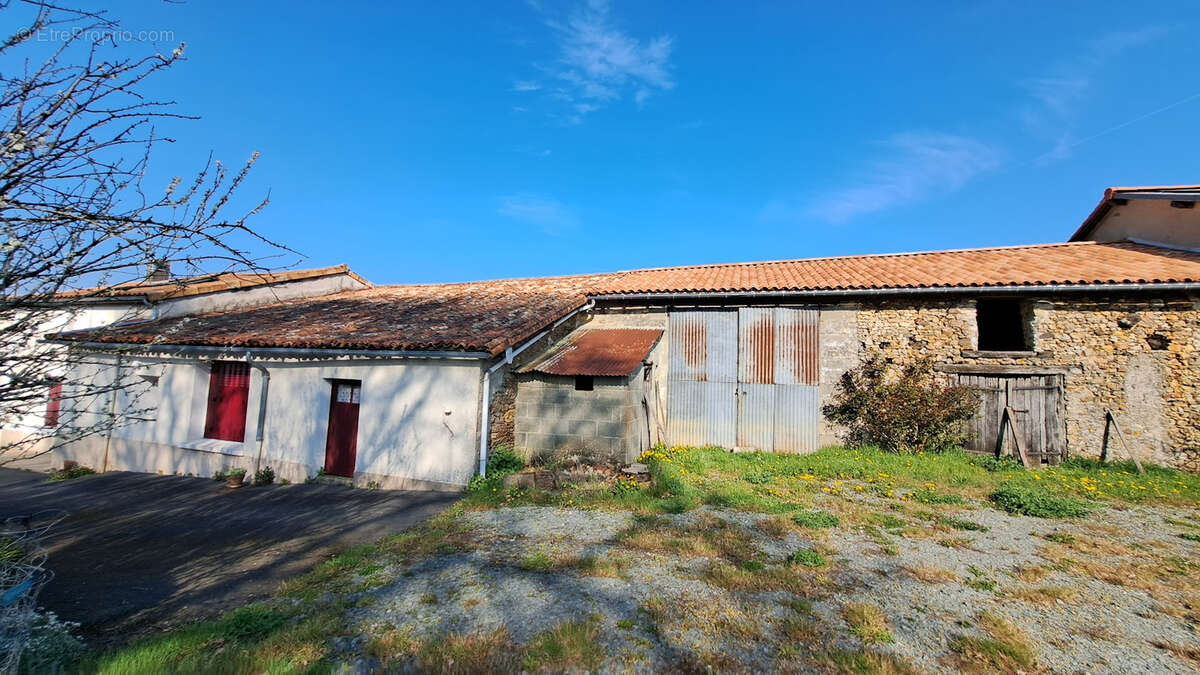 Maison à SAINT-PARDOUX