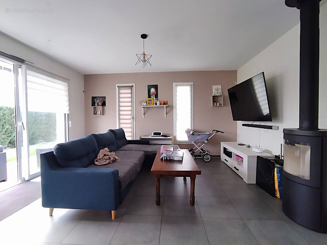 Maison à SAINTE-FLORENCE