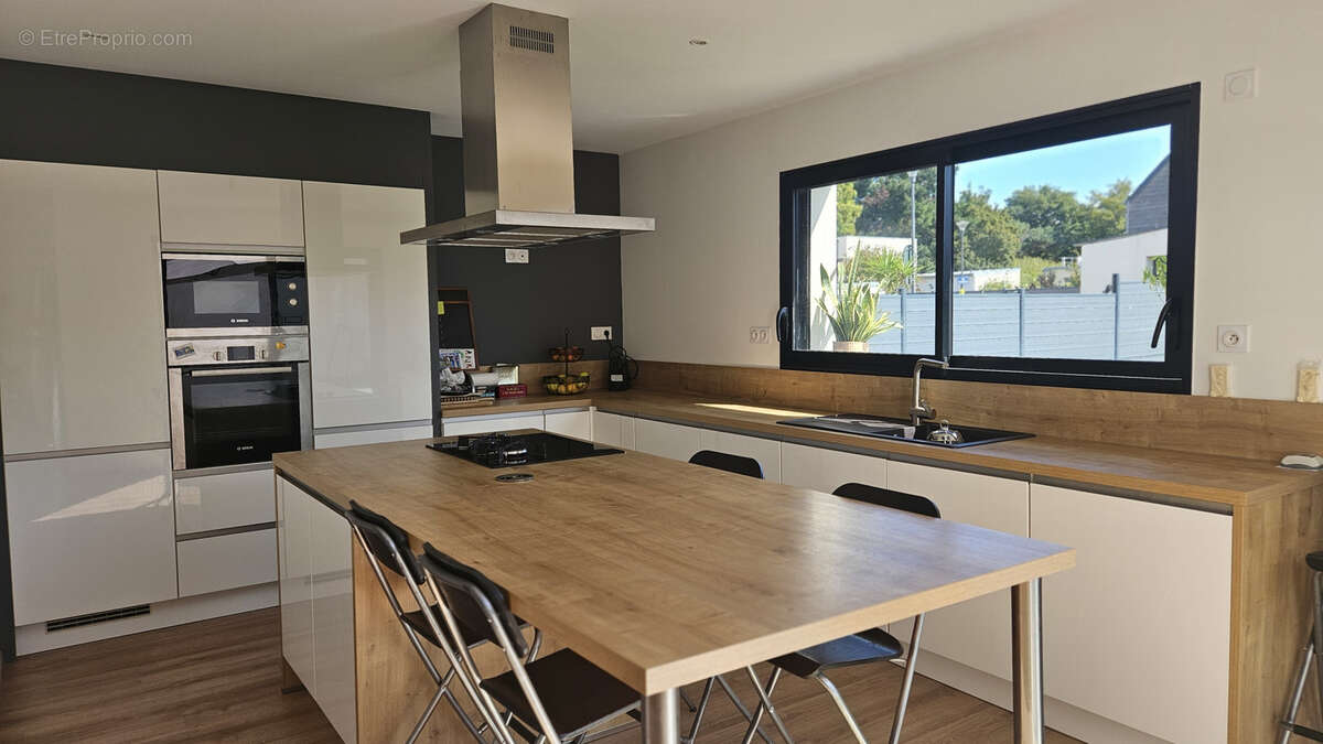 Maison à SAINT-ERBLON