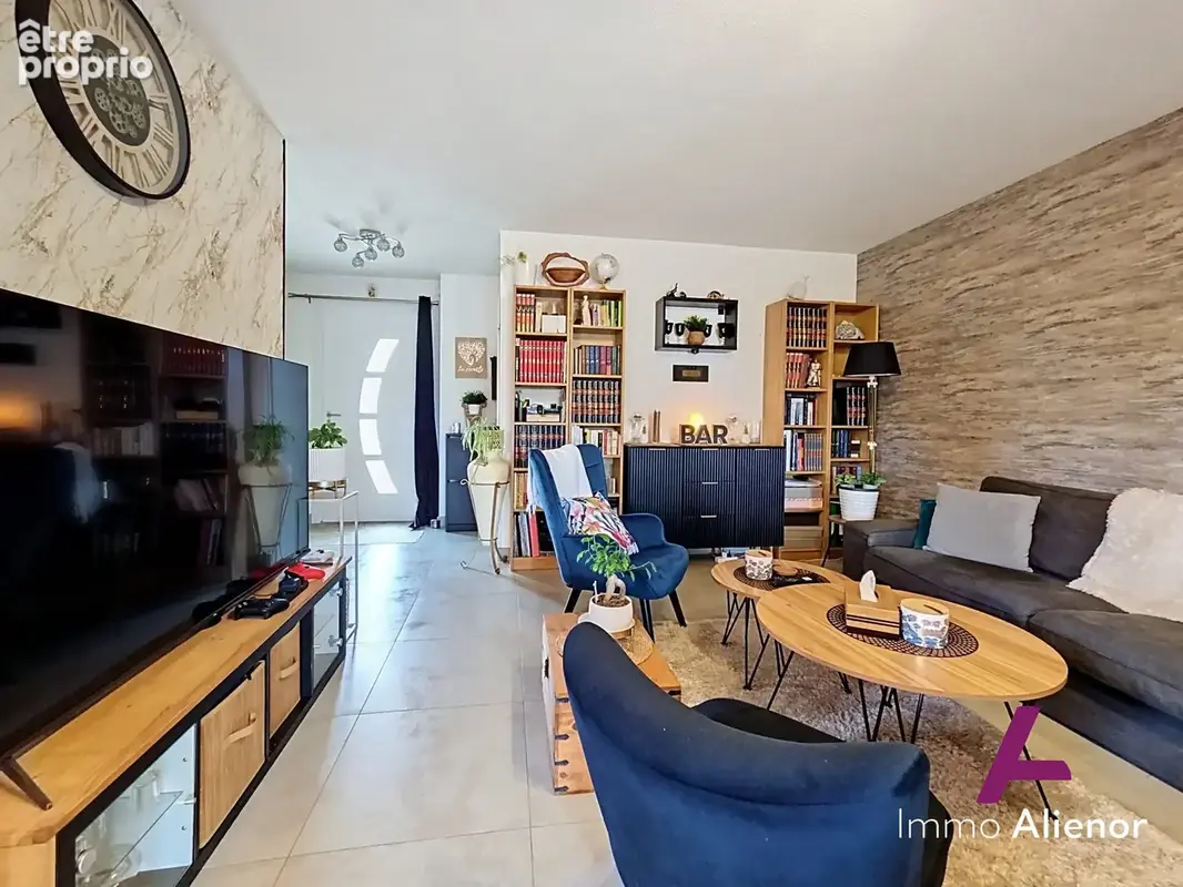 Maison 4 pièces 91 m² à vendre à Le Barp (33114) - photo 2