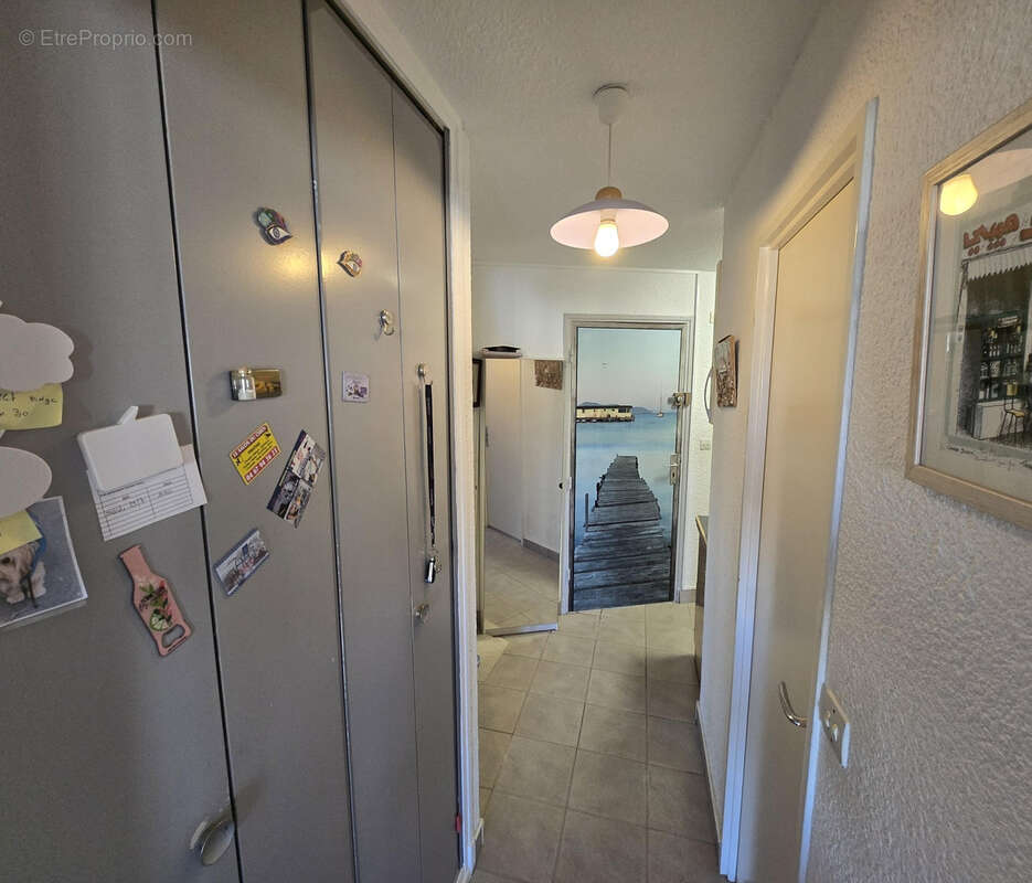 A vendre appartement F2 place de parking - photo 8