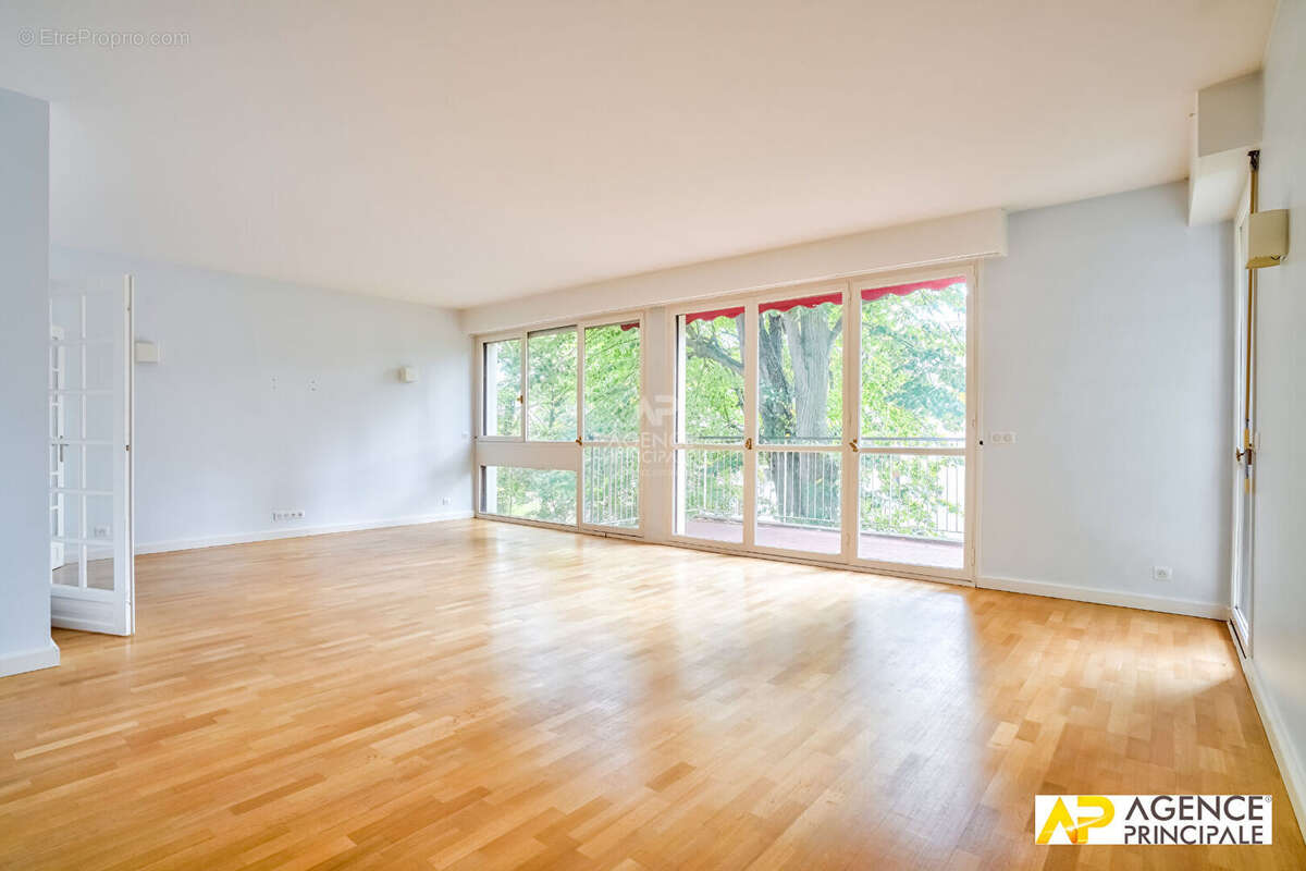 Appartement à MAISONS-LAFFITTE