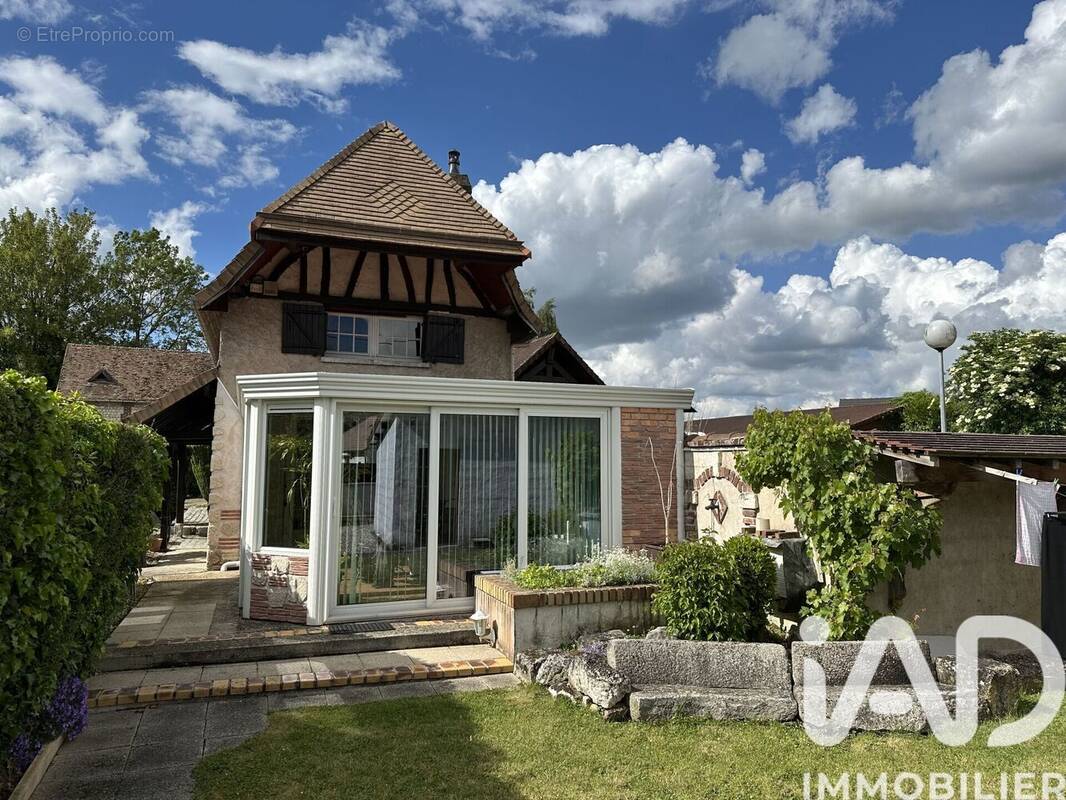 Photo 1 - Maison à TOURVILLE-LA-RIVIERE