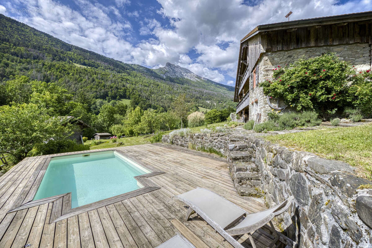 Maison à THONES