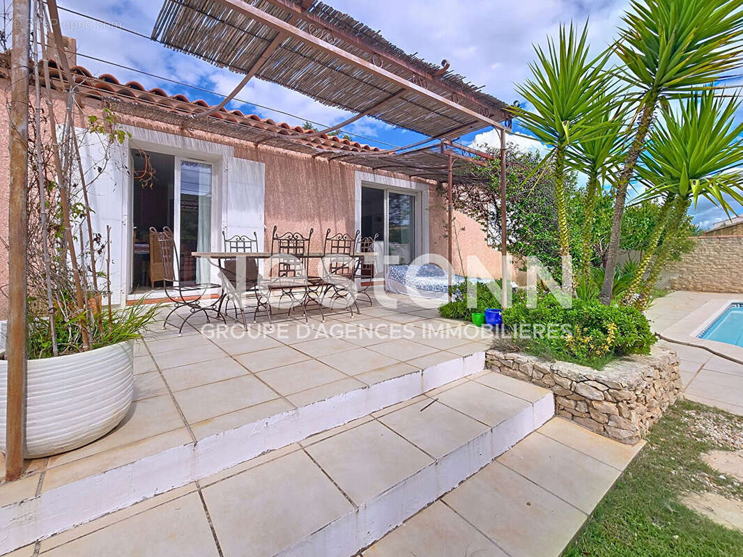 Maison à SAINT-MARTIN-DE-CRAU