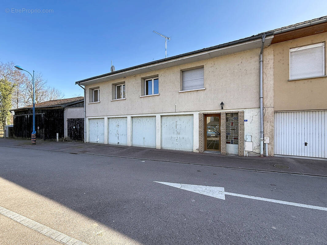 Maison à MATTAINCOURT