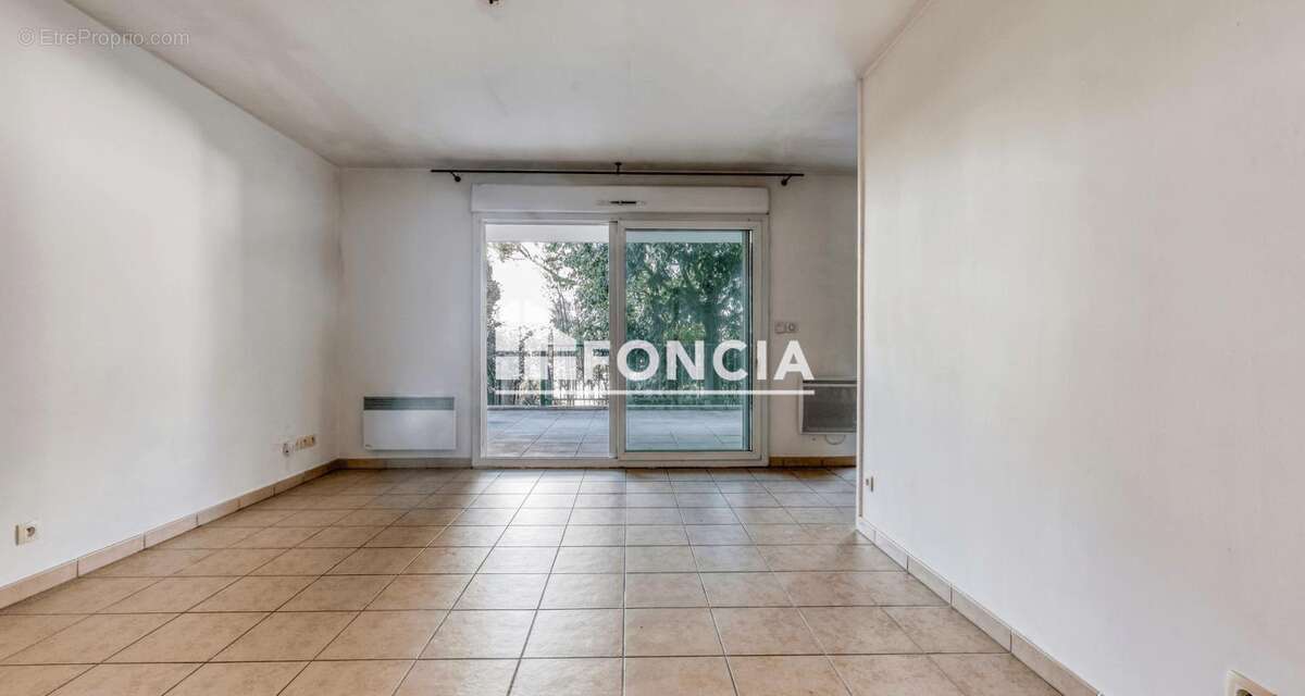 Appartement à SIX-FOURS-LES-PLAGES