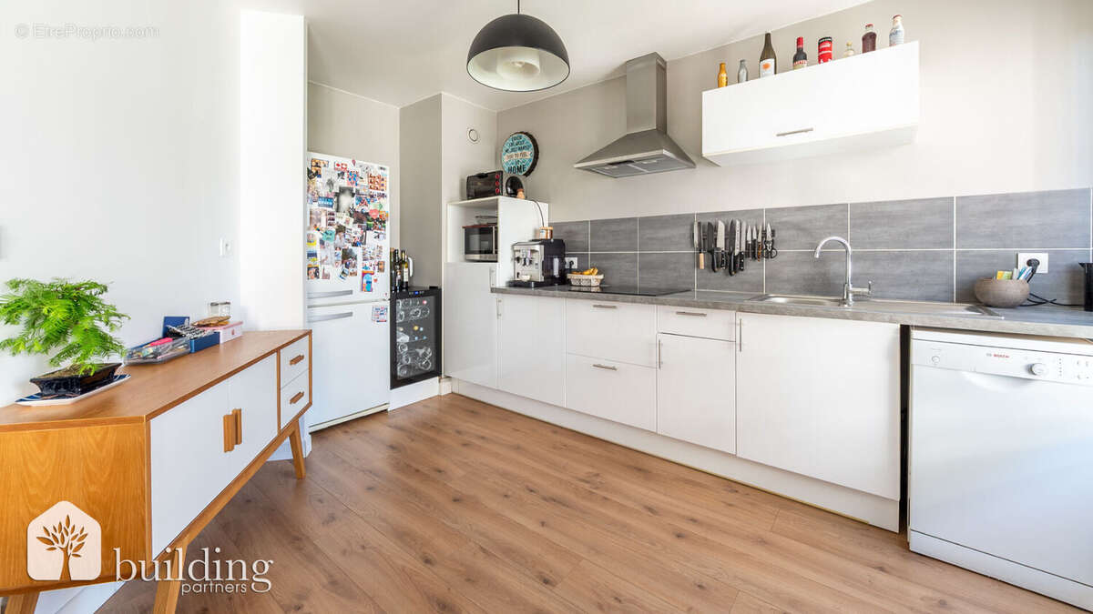 À vendre - Levallois-Perret Parc de la Planchette / Anatole France - 2 pièces de 44,63 m² - photo 6