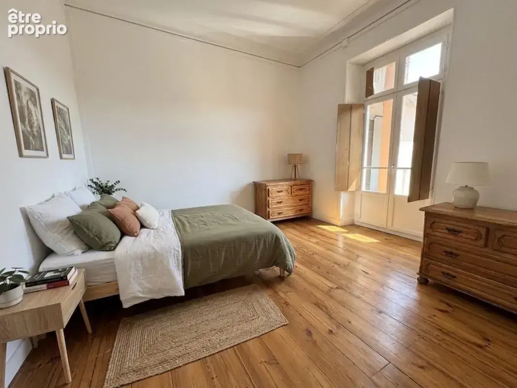 Appartement T3 haussmannien — Hyper-centre, à proximité des Halles - photo 5