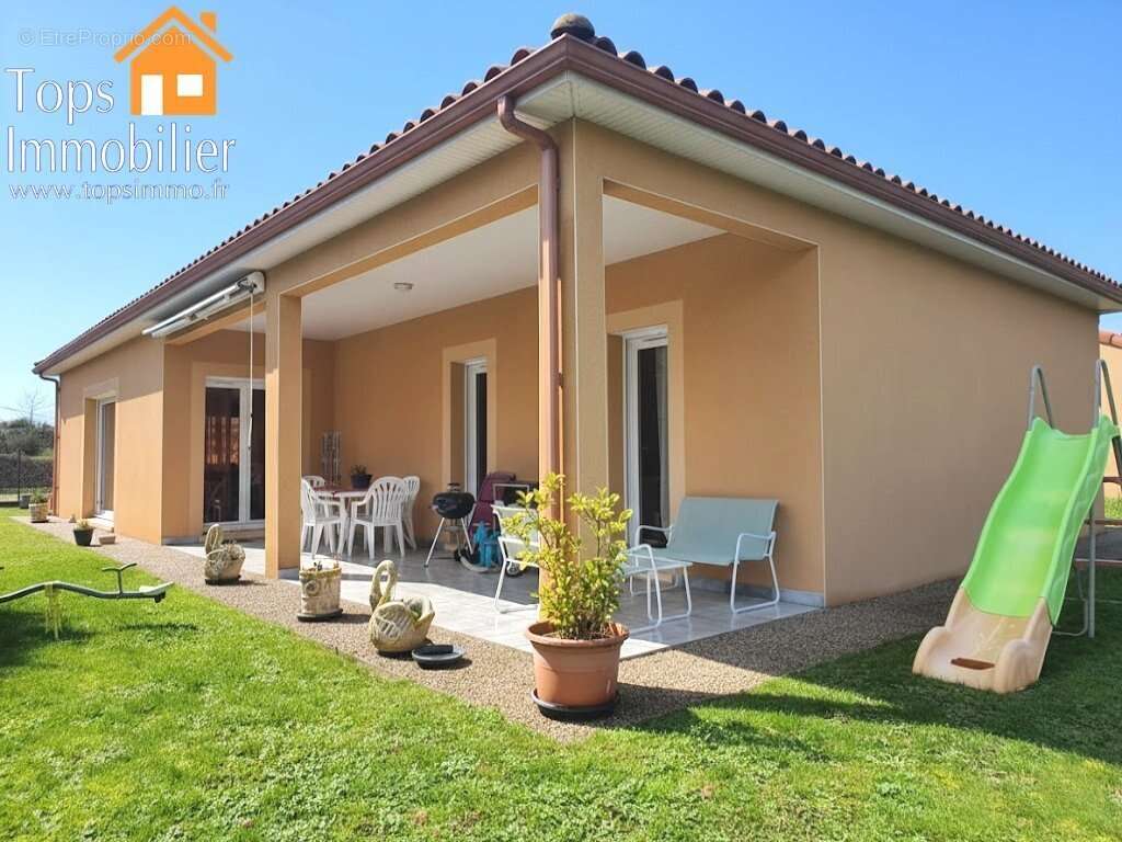 Maison à MALEVILLE